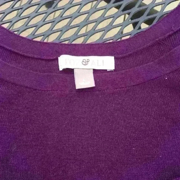 COPY - Roz and Ali Sweater: Size Large : Good Condition - Picture 3 of 4